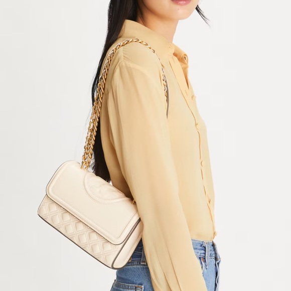 Tory Burch Handbags - Tory Burch Chain Shoulder Bag